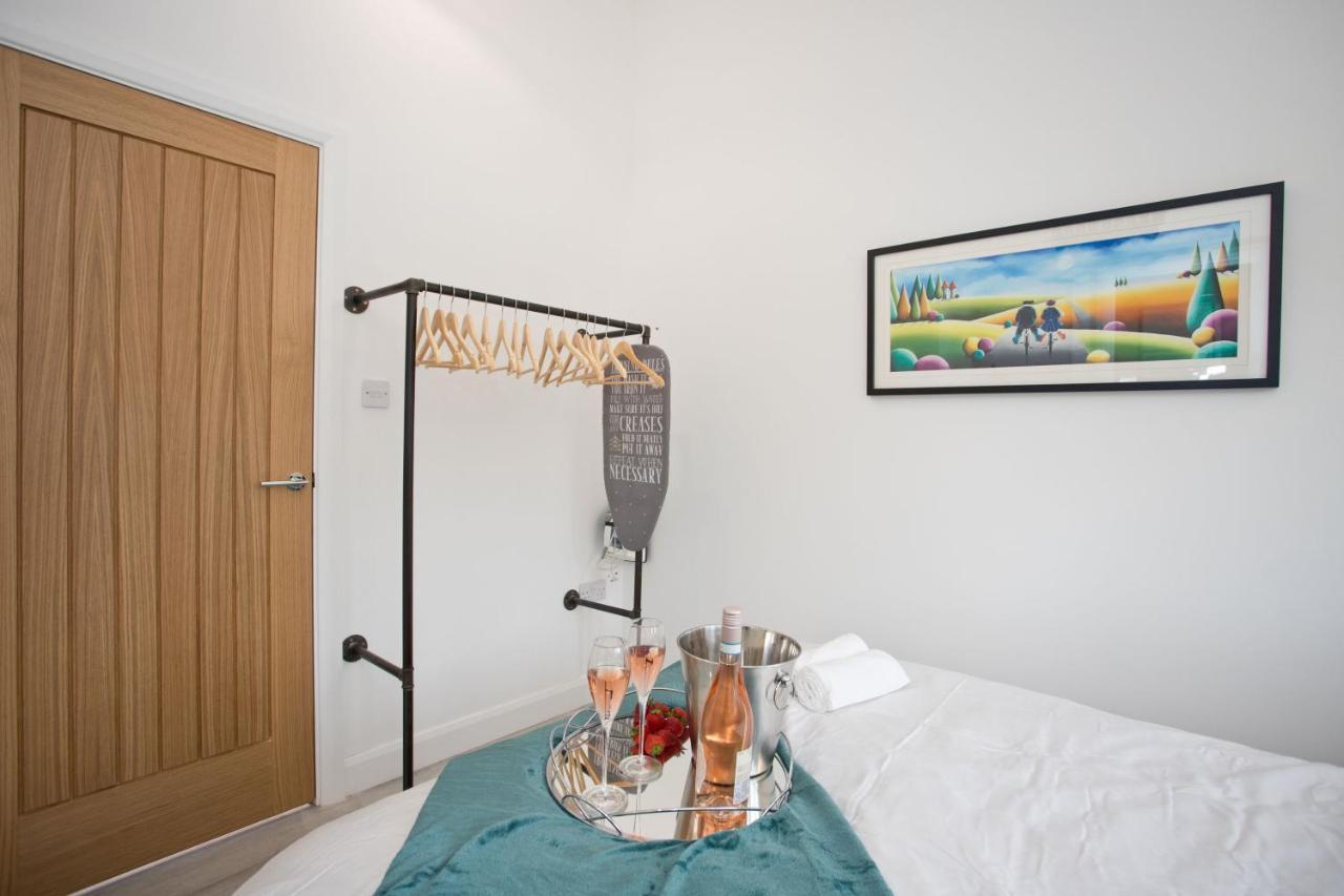 The Bearded Goat Den - A Rural Retreat At This Modern Holiday Cottage Saint Leonards Exterior photo